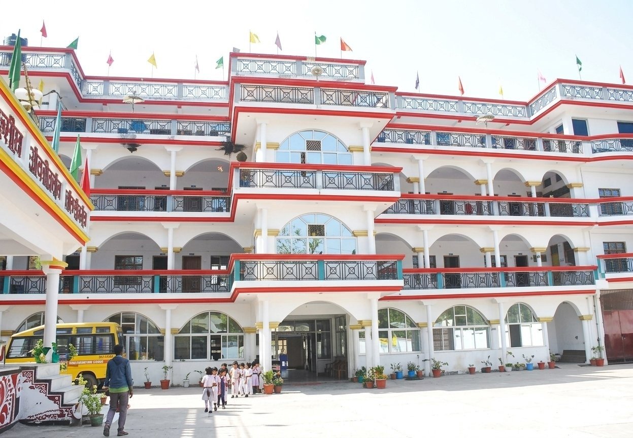 A.L.Y. Mainpuriya School Transport Fleet